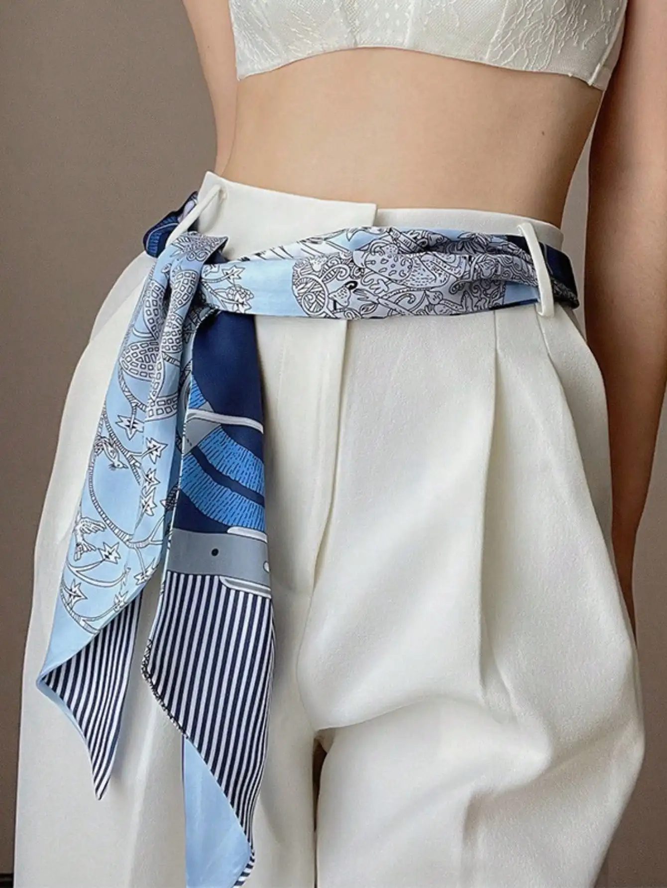 Women's Spring/Summer Casual F - Silk Scarf Square recension och pris