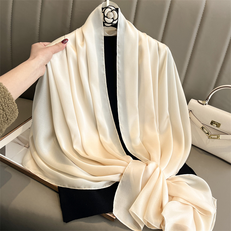 2024 Luxury Brand Spring Large - Silk Scarf Square recension och pris